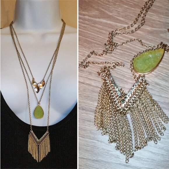 Trendy Fashionista Multi Tier Necklace Removable Layers Gold Tone Chain. - Picture 2 of 3